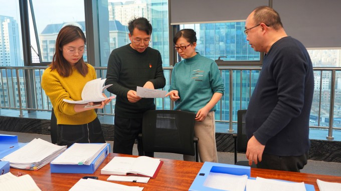 省委第十六巡回指导组检查指导开云app登录入口党史学习教育工作