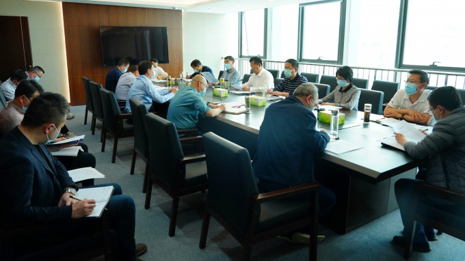 开云app登录入口召开党委（扩大）会议   专题安排部署疫情防控和督导检查工作